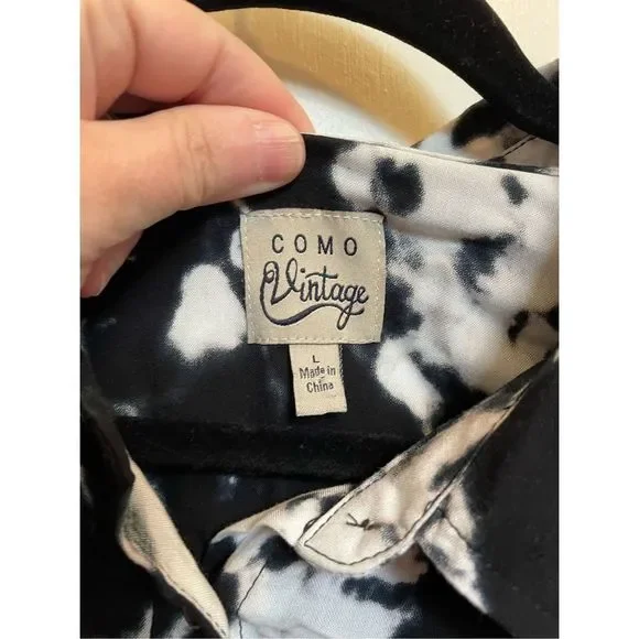 Cosmo vintage long sleeve button down black and white blouse size L. - Picture 3 of 12